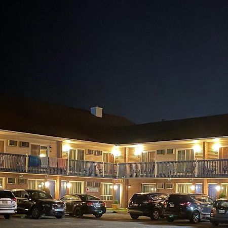 Hotel Motel Granby Extérieur photo